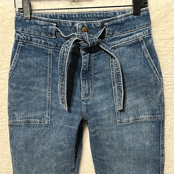 Abercrombie & Fitch, high-rise belted utility pocket crock jeans, size 29 - Picture 2 of 9